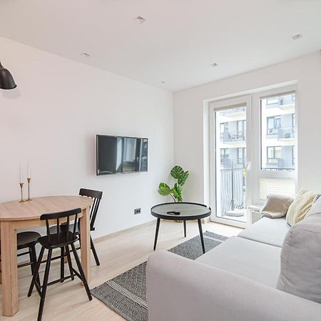 Modern Apartment Next To Ozas Park By Urban Rent Вильнюс Экстерьер фото