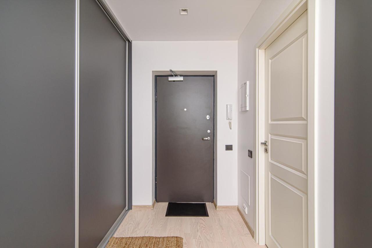 Modern Apartment Next To Ozas Park By Urban Rent Вильнюс Экстерьер фото